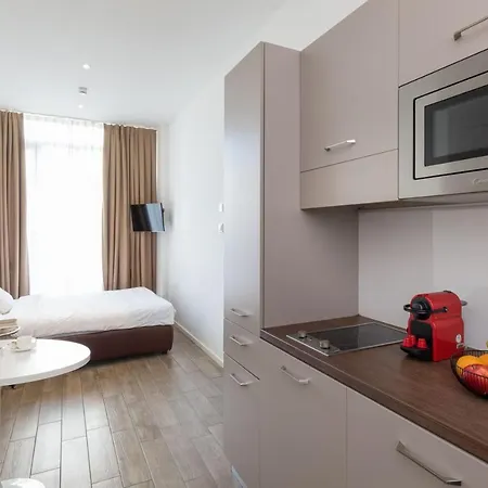 Brera Serviced West 3*