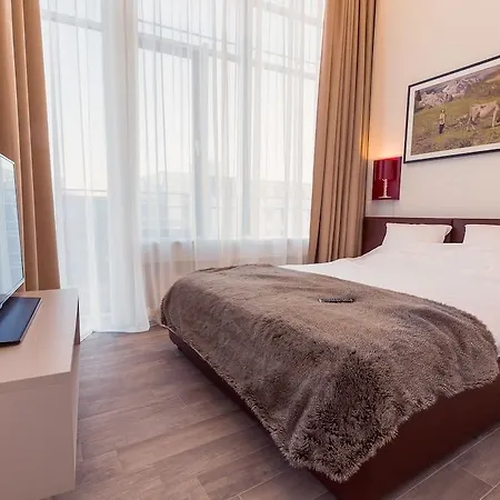 Brera Serviced West 3*