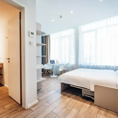 Hotel apartamentowy Brera Serviced West