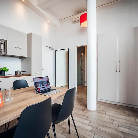 Hotel apartamentowy Brera Serviced West 3*
