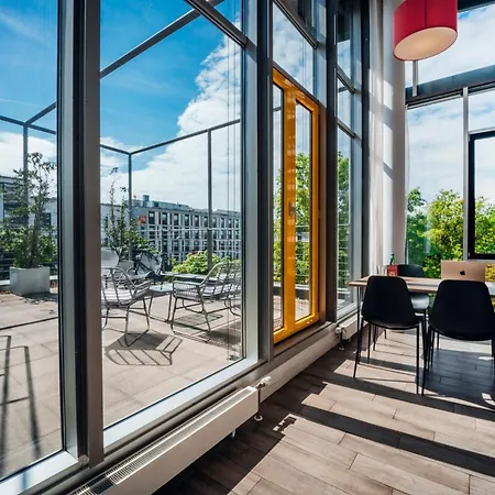 Hotel apartamentowy Brera Serviced West