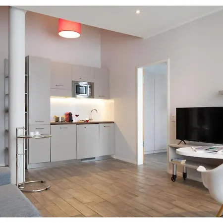 Apartmanhotel Brera Serviced West 3*
